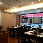 Grand Elegant